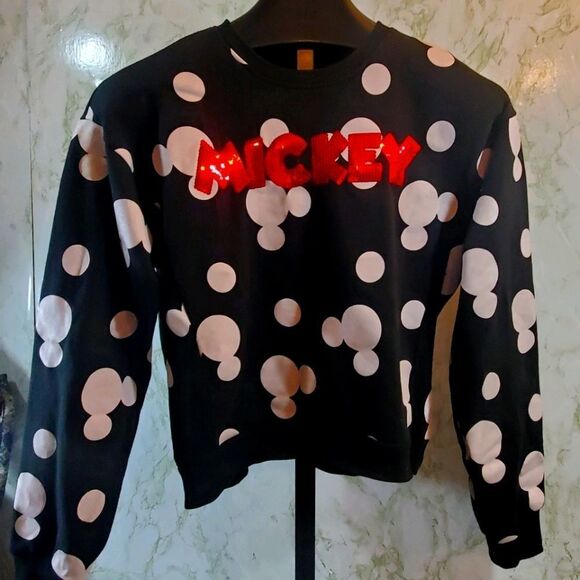Disney Tops - Mickey Mouse Sweatshirt